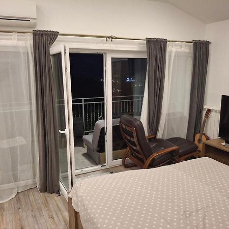 Apartma Med Oljkami - Portoroz Luaran gambar