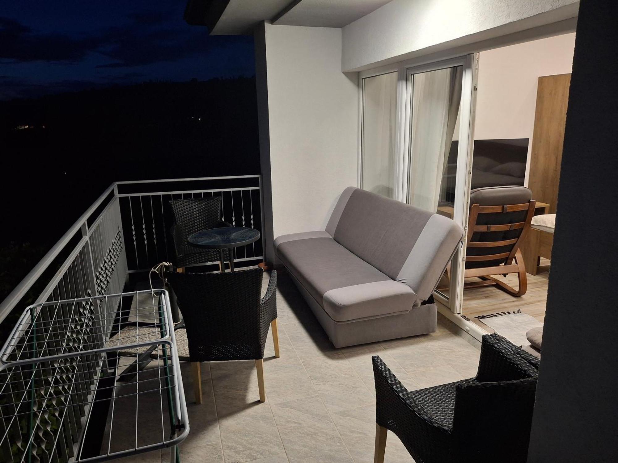 Apartma Med Oljkami - Portoroz Luaran gambar